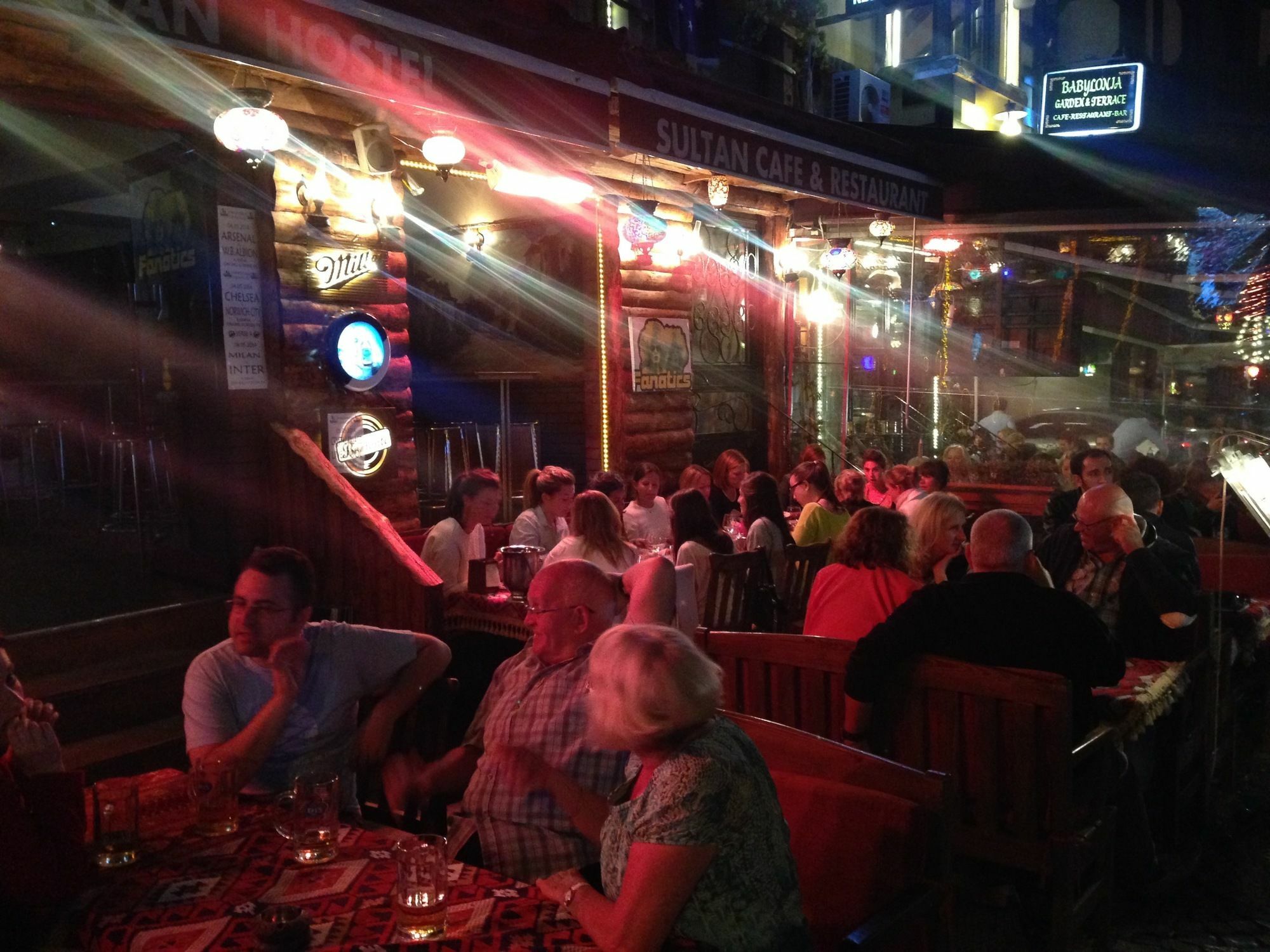 Sultan Hostel & Guesthouse Istanbul Exterior photo